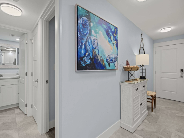 Family Friendly Complex in Sanibel Located on the Beach